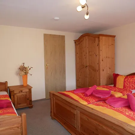 Moelschow Auf Usedom Mit Einem Garten Und W-lan * Molschow