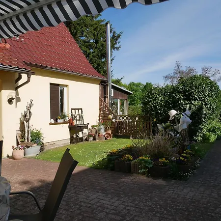 Lägenhet Moelschow Auf Usedom Mit Einem Garten Und W-lan *